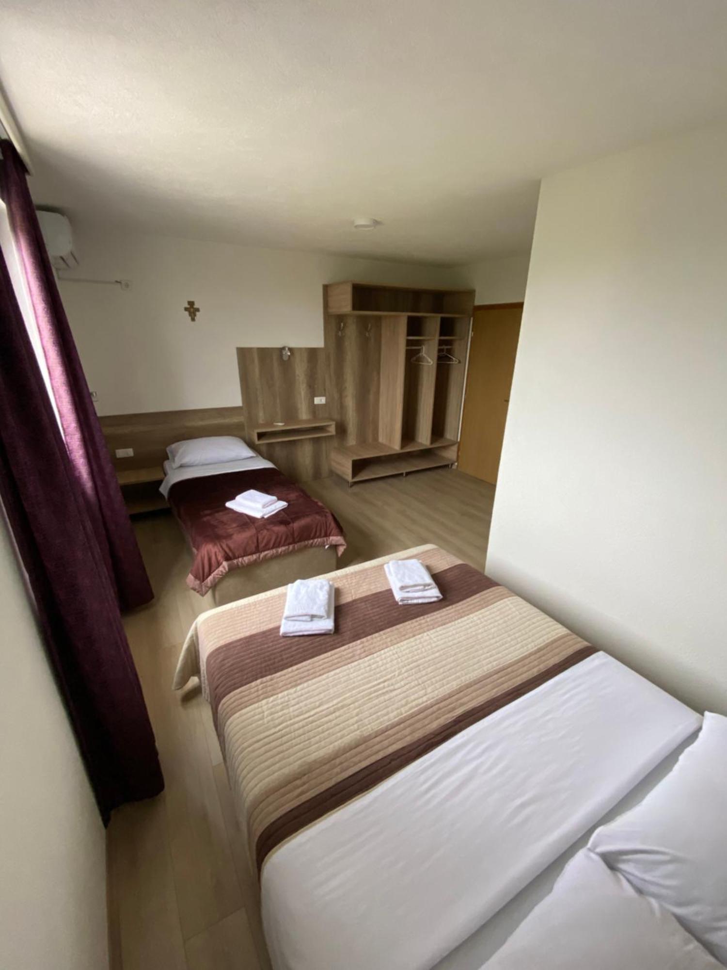 Međugorje Pansion Raspudic Bed & Breakfast エクステリア 写真