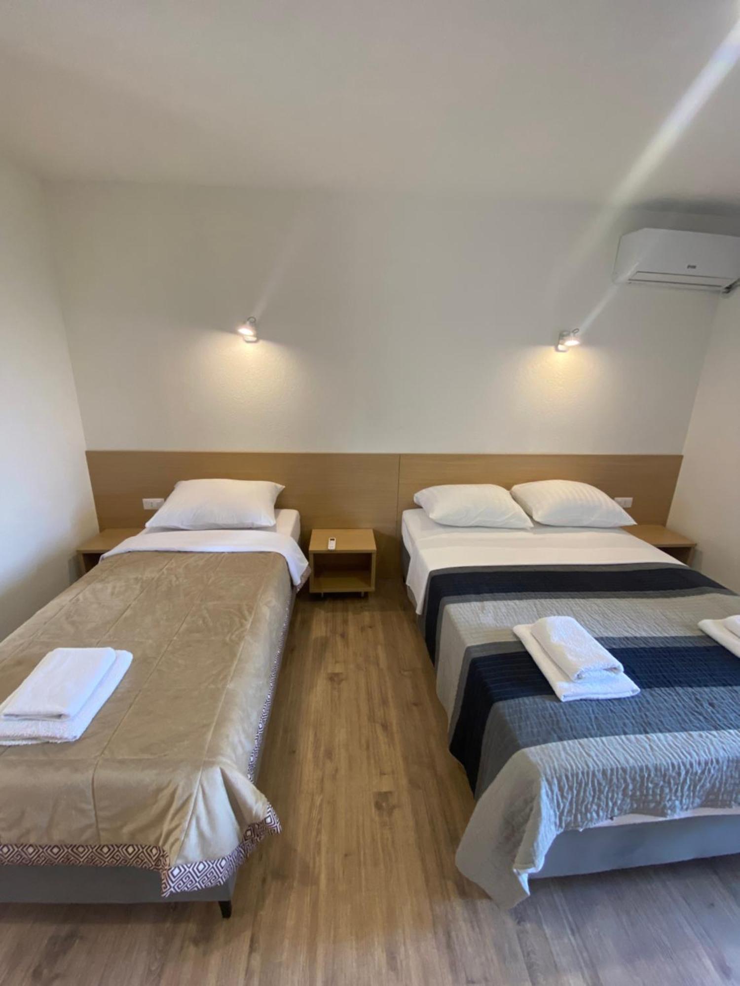 Međugorje Pansion Raspudic Bed & Breakfast エクステリア 写真