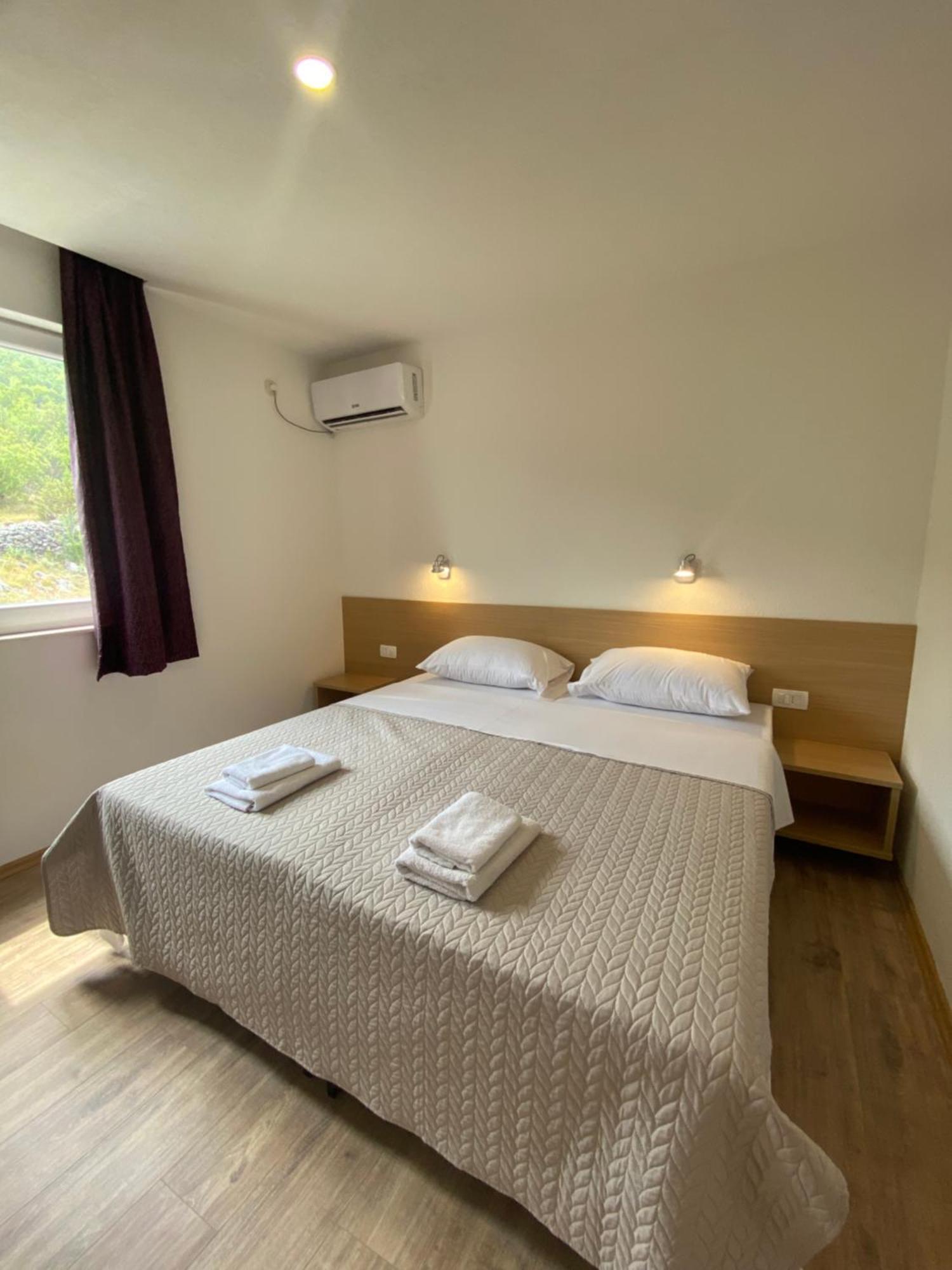 Međugorje Pansion Raspudic Bed & Breakfast エクステリア 写真