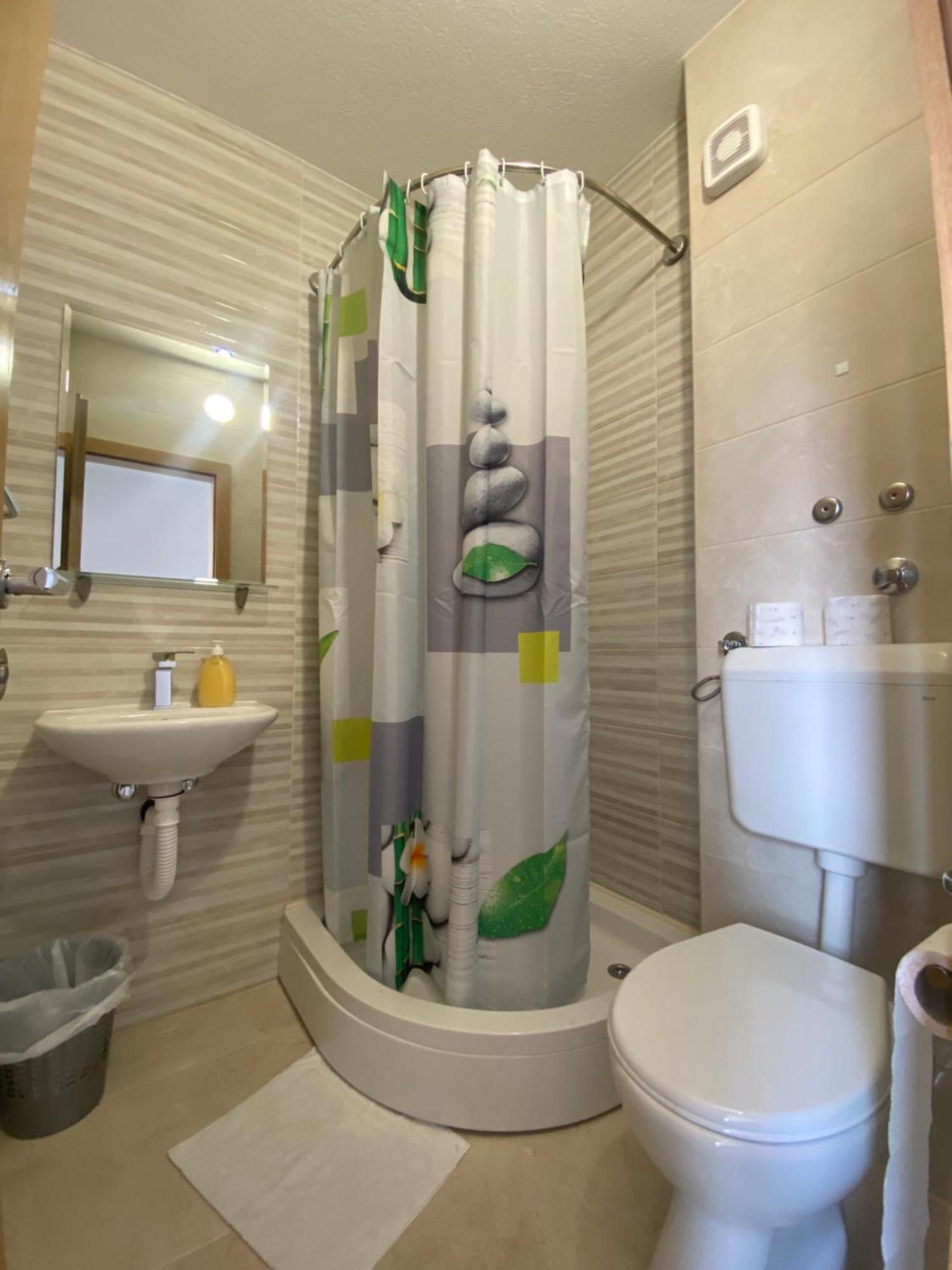 Međugorje Pansion Raspudic Bed & Breakfast エクステリア 写真
